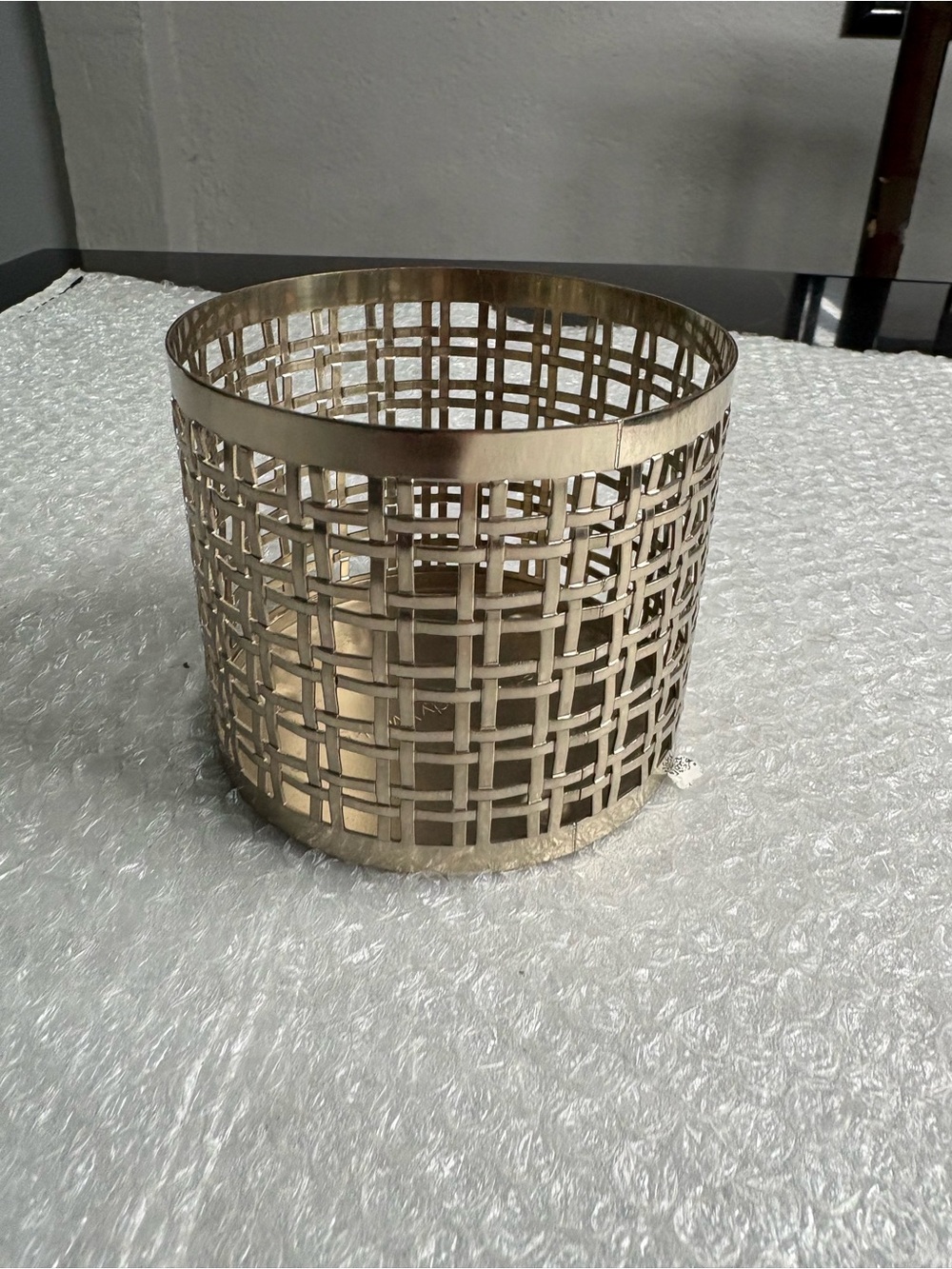 Bath & Body Works metal candle holder